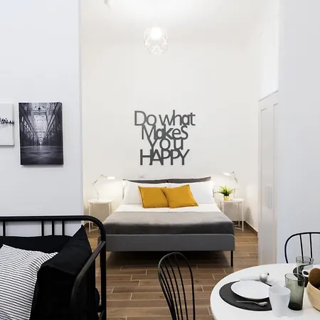 Hemeras Boutique Homes - 4 Design Near Central Station Milan
